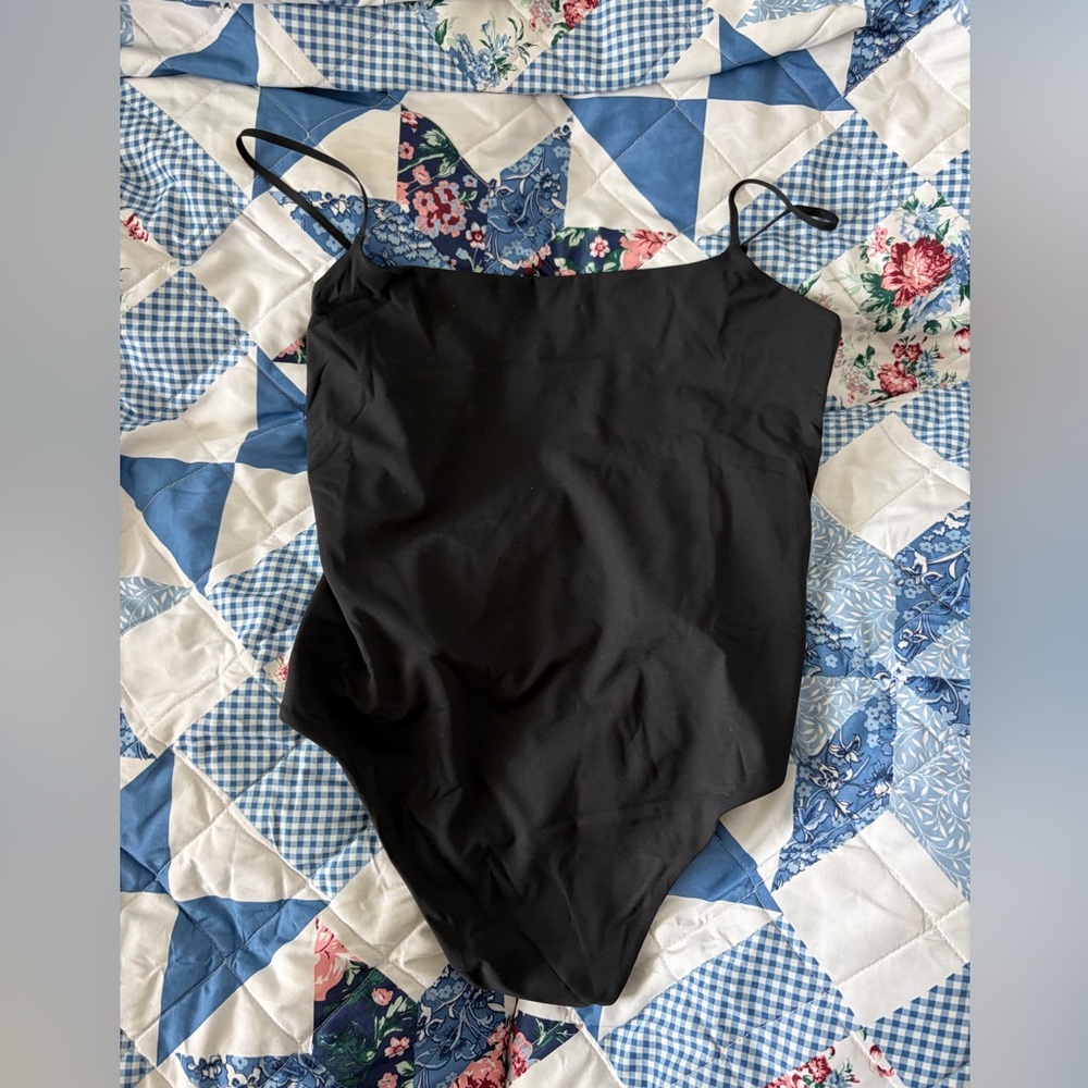 Athleta women’s Black bodysuit